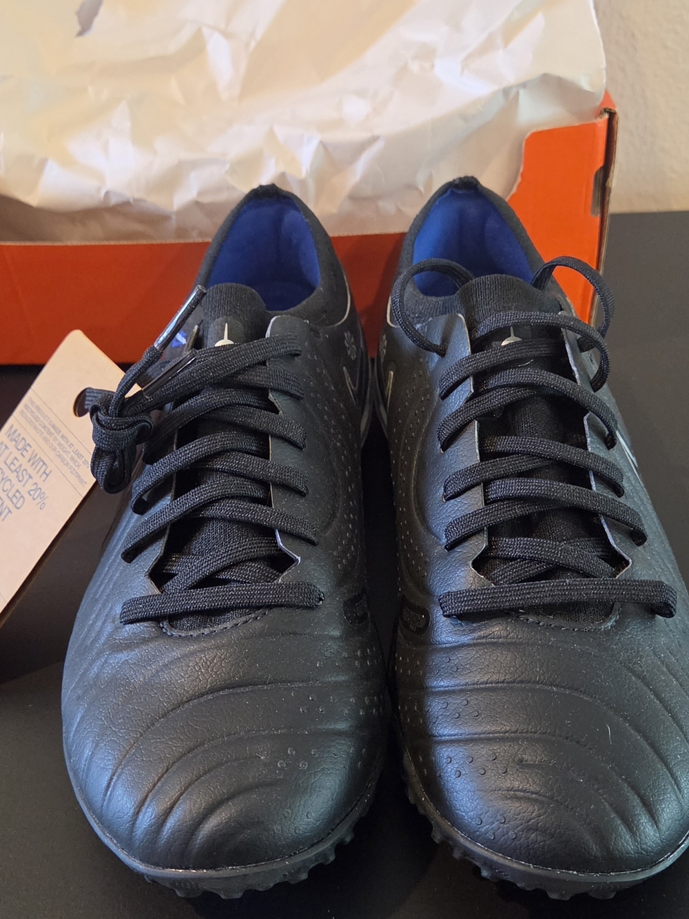 Nike Legend 10 Pro TF Men's Black & Blue US 5.5 NWT